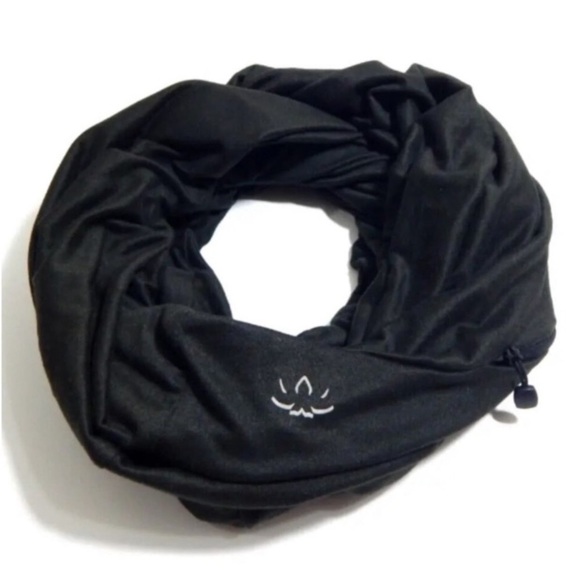 Beyond Yoga Accessories - Beyond Yoga Infinity Scarf with Hidden Pocket
